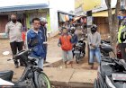 Temui-Tukang-Ojek,-Anggota-Sat-Lantas-Sampaikan----Tertib-Berlalu-Lintas