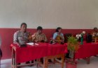 Bhabinkamtibmas-Desa-Loli-Monitoring-Pelaksanaan-Ujian-di-SD-Inpres-Loli,-Ajak-Sinergi-Jaga-Kamtibmas-di-Lingkungan-Sekolah