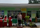 Kapolsek-Amanuban-Tengah-Pimpin-Upacara-Bendera-di-SD-Inpres-Ekpulen-Niki-Niki