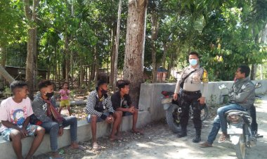 Pelihara-Kamtibmas,-Bhabinkamtibmas-Selalu-Hadir -di-Tengah-Warga