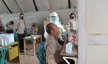 Seluruh-Personil-Polres-TTS-Jalani-Swab-PCR-Cegah-Covid-19