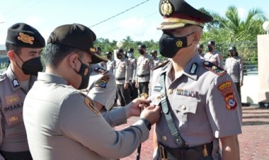 Kapolres-TTS-Pimpin-Sertijab-Waka-Polres -dan-Sejumlah-Kasat-,-Kapolsek