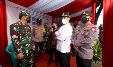 Berkunjung-ke-Kelurahan-Cilangkap,-Panglima-dan-Kapolri-Apresiasi-Peran-4-Pilar-Tekan-Kasus-Corona