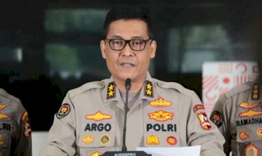 Polri-Gelar-Upacara-Korps-Raport-Tujuh-Jenderal 