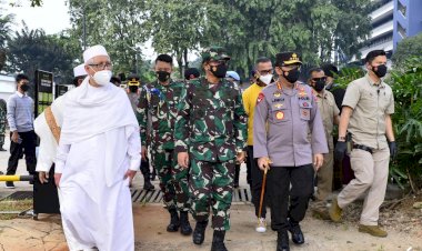 Ditarget-4.500-Orang,-TNI-Polri-Gelar-Vaksinasi-Massal-Bareng-Rabithah-Alawiyah-di-Cibis-Park