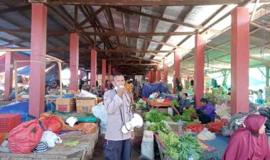 Tak-Henti,-Bhabinkamtibmas-Imbau-Warga- Tetap-Jaga-Kamtibmas- dan-Taati-Prokes