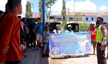Gelar-Operasi-Zebra,-Kanit-Kamsel-Sat-Lantas-Polres-TTS- Sosialisasi-kepada-Tukang-Ojek