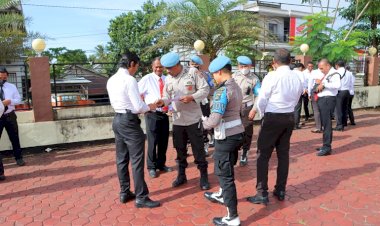 Seksi-Propam-Polres-TTS-Gelar-Gatibplin-Terhadap-Personil-Polres-TTS
