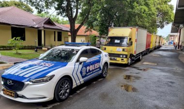 30-Ribu-Paket-Sembako-dari-Kapolri-Diserahkan-ke-Persis-Wilayah-Jakarta,-Banten-dan-Jabar