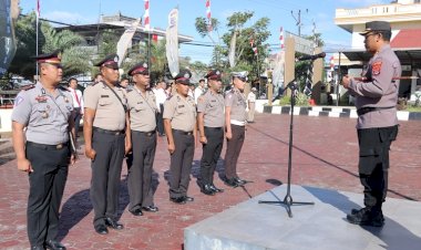 Kapolres-TTS-Pimpin-Upacara-Kenaikan-Pangkat- Perwira-dan-Bintara-Polri-Polres-TTS-Periode-1-Juli-2023
