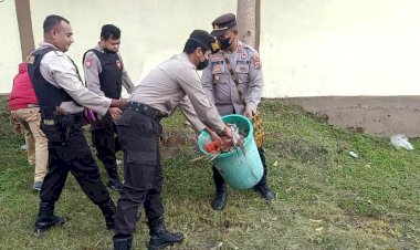 Peduli-Lingkungan-Yang-ASRI,-Polres-TTS-dan-Jajaran-Bersihkan-Sampah