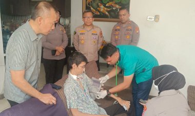 Uluran-Tangan-Jenderal-Sigit-Kepada-Mahasiswa-Korban-Jeratan-Kabel-Optik