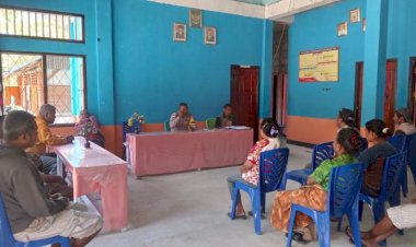 Program-Jumat-Curhat,-Bhabinkamtibmas-Dengar-Saran-Masukan-Warga