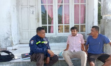 Menyatu-Bersama-Warga,-Rutin-Bhabinkamtibmas-Melaksanakan-Sambang