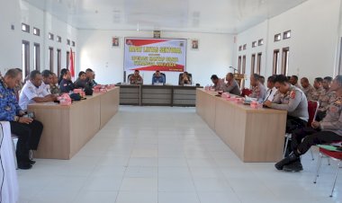 Dalam-Rangka-Menyatukan-Presepsi-Untuk-Menghadapi-Pemilu-tahun-2024,- Polres-TTS-Gelar-Rapat-Lintas-Sektor