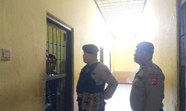 Rutin,- Pengecekan-Ruang-Tahanan-Polres- TTS- Pada-Malam-Hari-