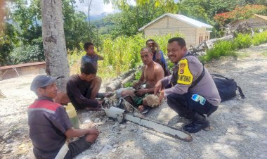 Moment-Jumat-,-Bhabinkamtibmas-Sambangi-Warga