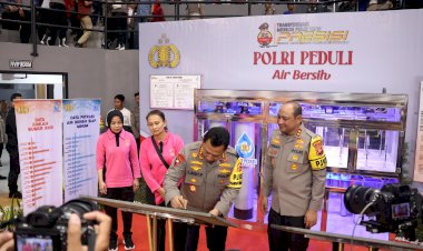 Kapolri-Tutup-Langsung-Turnamen-Bola-Voli-Sekaligus-Resmikan-Pembangunan-Sumur-Bor-Dan-Filtrasi-Air-Bersih-Layak-Minum-Di-Kalimantan-Barat