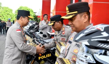 Komisi-III-DPR-RI-Apresiasi-Kinerja-Kapolda-NTT:-Perkuat-Layanan-hingga-Pelosok-dengan-20-Motor-Bhabinkamtibmas-​