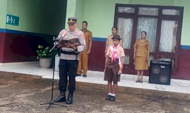 Pimpin-upacara-bendera,-Kasiwas-Polres-TTS-Imbau-Bijak-Dalam-Bermedia-Sosial