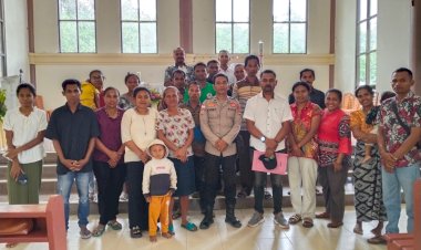 Polsek-Amanuban-Timur-Beri-Bekal-Hukum-dan-Cegah-KDRT-bagi-11-Pasang-Calon-Pengantin