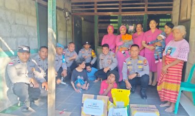 Kisah-Inspiratif-dari-Desa-Biloto:-Polsek-Mollo-Selatan-dan-Bhayangkari-Ranting-Mollo-Selatan-Hadir--Memberikan-Bantuan-untuk-Ibu-Tangguh-Perawat-4-Anak-Disabilitas