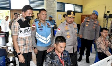 Jangan-Percaya-Calo!”-Pesan-Tegas-Kapolda-NTT-Saat-Tinjau-Seleksi-Taruna-AKPOL-2026-di-Kupang