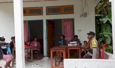 Pantau-Kegiatan-Posyandu,-Bhabinkamtibmas-Desa-Sei-Sampaikan-Jaga-Kamtibmas-di-Tempat-Tinggal