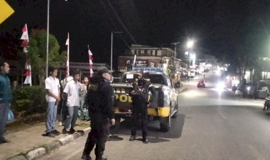 Jaga-Kondusivitas-Malam-Hari,-Sat-Samapta-Polres-TTS-Gencarkan-Patroli-Dialogis-di-Kota-Soe
