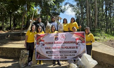 Sambut-Hari-Jadi-ke-78,-Polwan-Polres-Timor-Tengah-Selatan-Gelar-Aksi-'Polwan-Ramah-Lingkungan'-di-Air-Besi