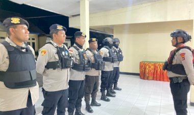 Cegah-Kriminalitas-Malam-Hari,-Tim-Patroli-Perintis-Samapta-Polres-TTS-Sisir-Objek-Vital-dan-Pusat-Keramaian-di-Kota-Soe
