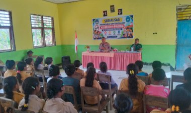 Cegah-Bullying-di-Sekolah,-Kapolsek-Kie-Edukasi-Siswa-SMP-Negeri-Satu-Atap-Fatubia