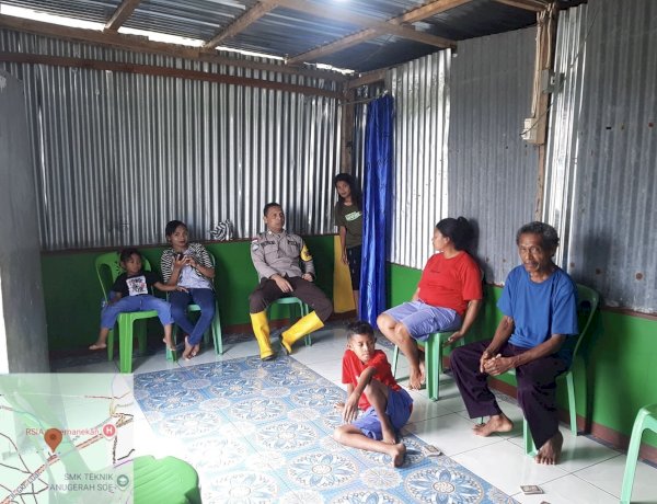 Beri Himbauan Kamtibmas, Bhabinkamtibmas Kecamatan Kota Soe Lasanakan Sambang Kerumah Warga