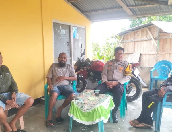 Jaga Keamanan Wilayah, Bhabinkamtibmas Kie Melaksanakan Patroli dan Sambang di Desa Nekmese