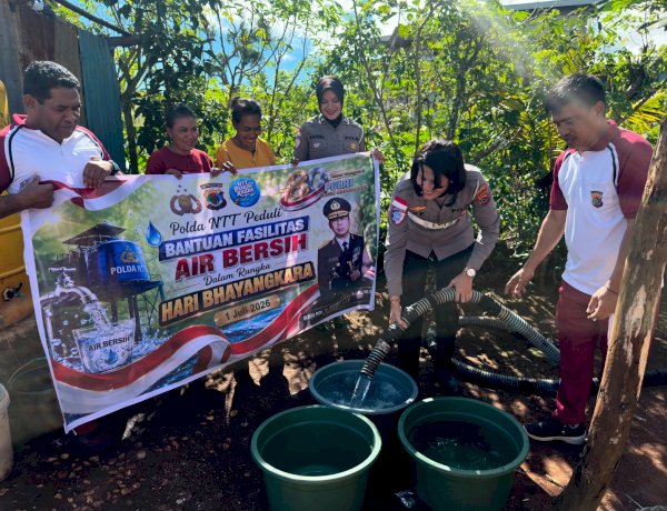Dalam Rangka HUT Bhayangkara Ke‑80, Polres TTS Salurkan Bantuan Air Bersih ke Warga Mollo Selatan