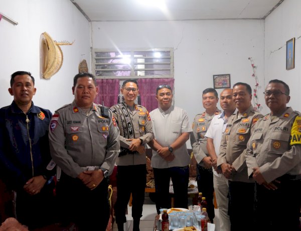 Sinergi Polri dan Tokoh Agama: Kapolres TTS dan Ketua Klasis Amanuban Selatan Pastikan Situasi Desa Bena dan Oebelo Kondusif.