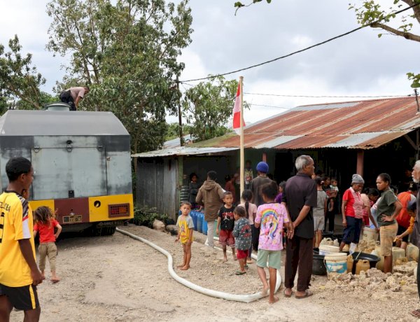 Laksanakan Perintah Kapolda NTT, Polres TTS Salurkan Bantuan Air Bersih bagi Warga Kesetnana