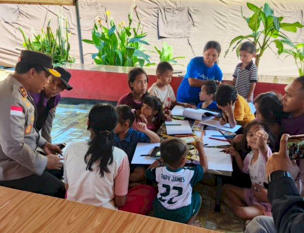 Di Tengah Luka Gempa, Kapolda NTT Hadir untuk Pulihkan Trauma Anak-Anak Nagekeo