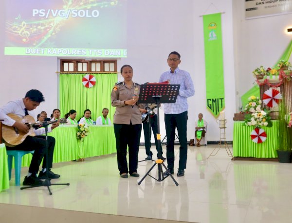 Minggu Kasih, Polres TTS Berbagi Pujian dan Himbauan Kamtibmas