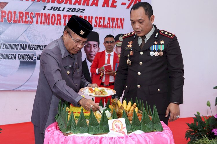 Polres TTS: Potong Tumpeng, Tandai Syukuran Hari Bhayangkara ke 76 Tahun 2022