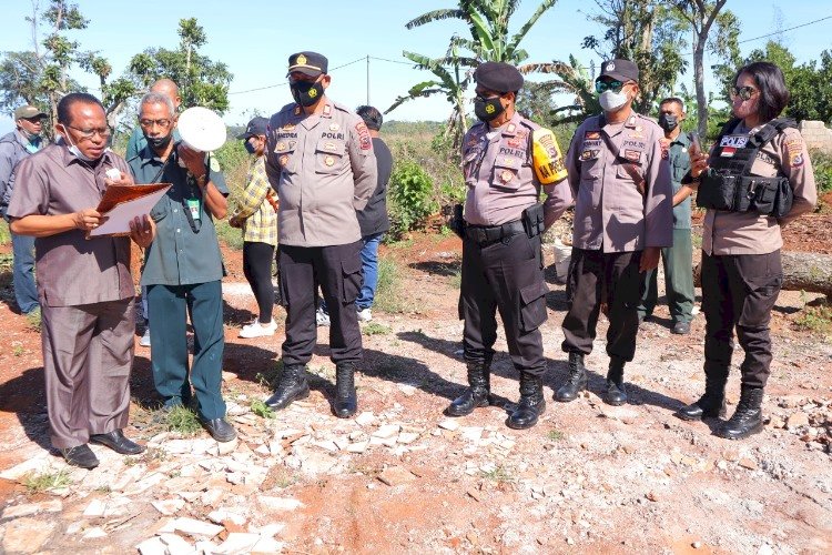 Eksekusi Tanah dan Bagunan, Personil Polres TTS Melaksanakan Pengaman