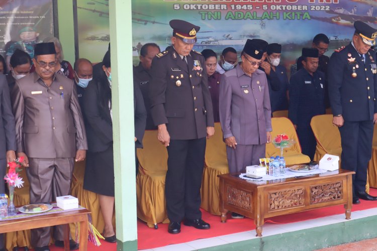 Bentuk Sinergitas TNI-Polri, Kabag Ops Hadiri Upacara Peringati HUT TNI Ke- 77  Wakili Kapolres TTS