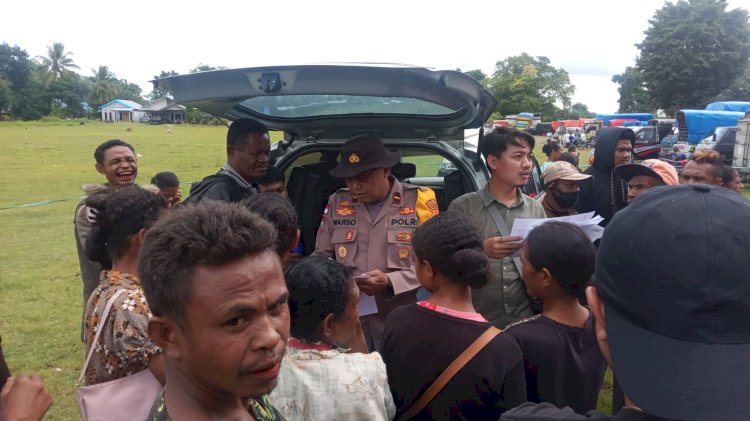 Gencar, Sat Binmas Polres TTS Bersinergi Dengan Bolog Kab.TTS Gelar Pasar Murah
