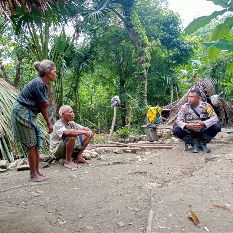 Bincang Santai Bersama Warga, Bhabinkamtibmas Jalin silahturahmi