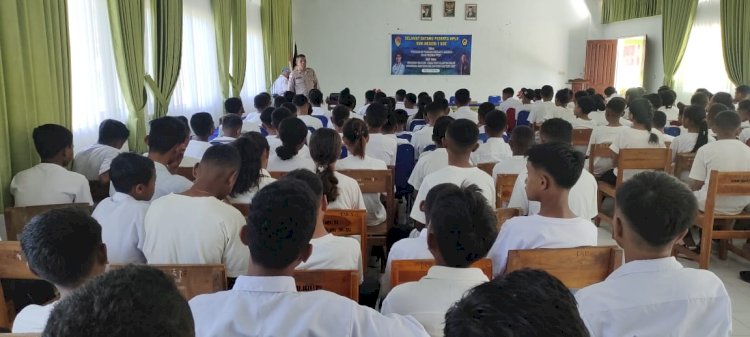 MPLS di SMKN I Soe , Sat Binmas melaksanakan Binluh