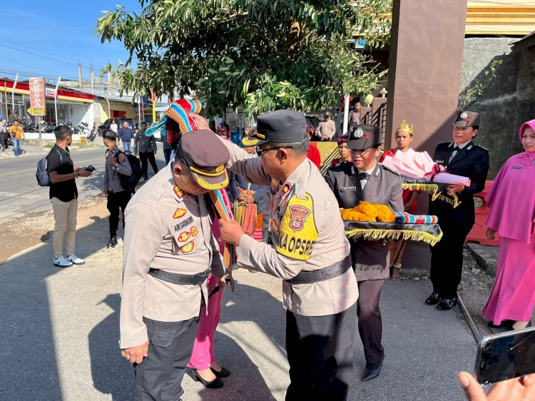 Polres TTS Laksanakan Tradisi Sambut  Pejabat Baru Kapolres TTS