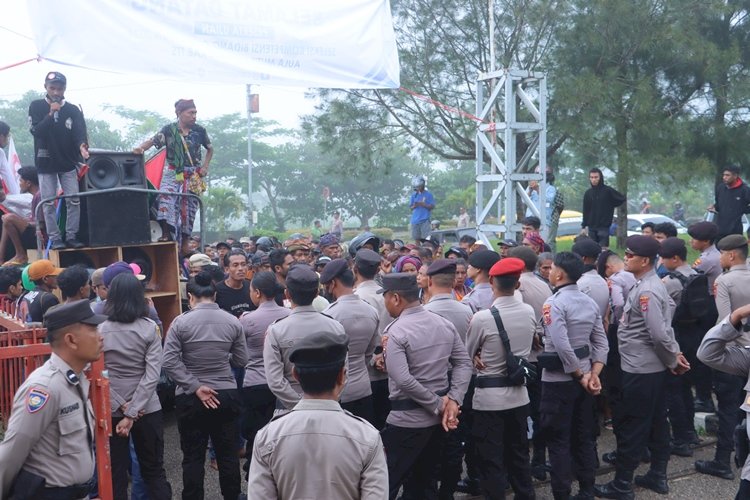 Beri rasa aman, Polres TTS pengawalan dan Pengamanan Aksi Damai