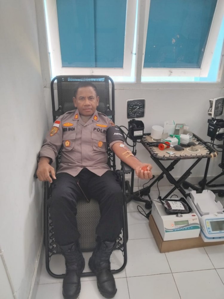 Aksi Peduli Kemanusiaan Kabag Sumda Polres TTS Donorkan Darahnya Untuk Warga TTS Yang Membutuhkan