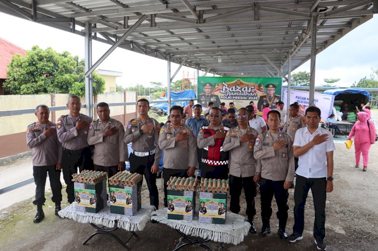 Bazar Ramadhan Polri Presisi 2025 , Polres TTS Serahkan 100 Paket Sembako Bagi 100 Personil