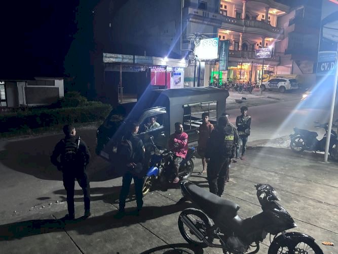 Kondusifkan Kamtibmas Dari Prilaku Premanisme, Personil TTS Patroli Malam